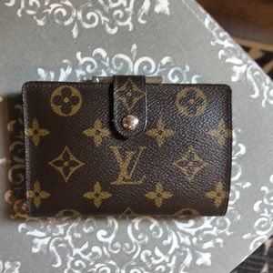 Authentic Louis Vuitton Monogram wallet